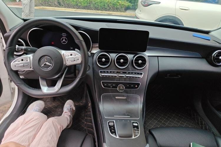 Used Mercedes-Benz C-Class 2021 C 260 L Sport Edition Star Collection Center Console