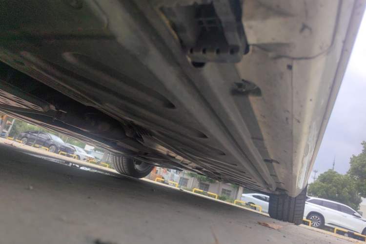 Used Mercedes-Benz C-Class 2021 C 260 L Sport Edition Star Collection Chassis Front Left