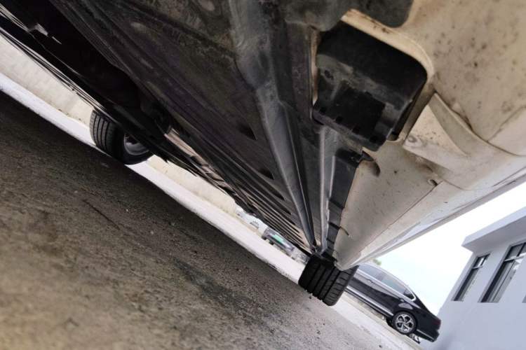 Used Mercedes-Benz C-Class 2021 C 200 L Fashion Edition Sport Version Chassis Front Left