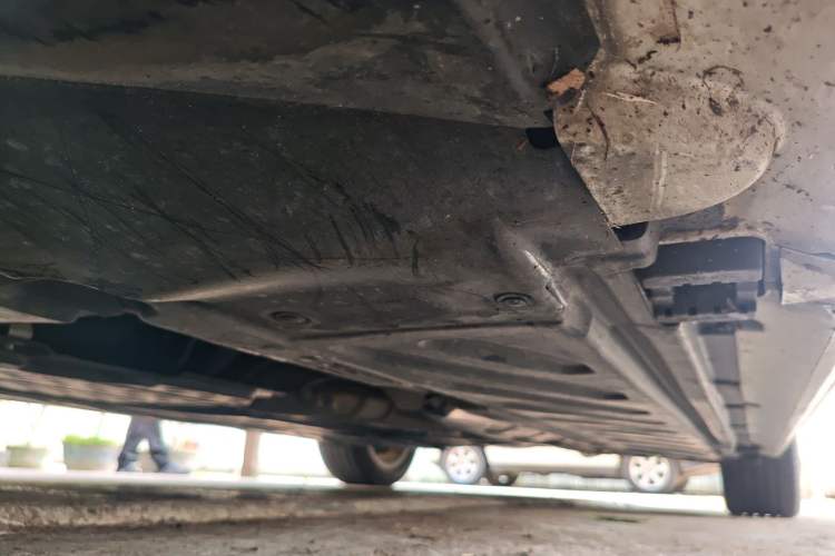 Used Mercedes-Benz C-Class 2021 C 200 L Fashion Edition Sport Version Chassis Front Right