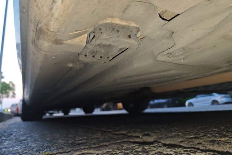 Used Mercedes-Benz C-Class 2021 C 200 L Fashion Model Chassis Front Right