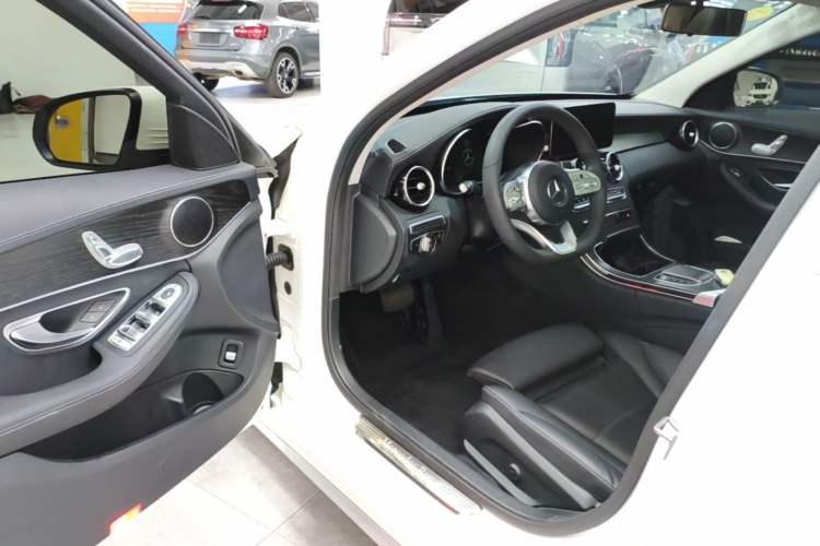 Used Mercedes-Benz C-Class 2021 C 200 L Fashion Edition Sport Version Driver Seat