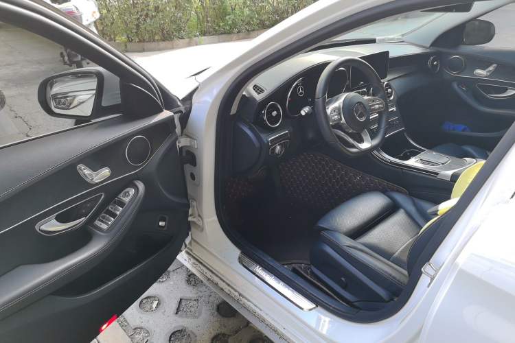 Used Mercedes-Benz C-Class 2021 C 200 L Fashion Edition Sport Version Driver Seat