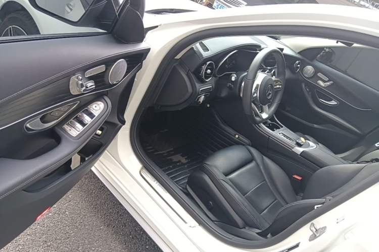 Used Mercedes-Benz C-Class 2021 C 260 L Sport Edition Star Collection Driver Seat