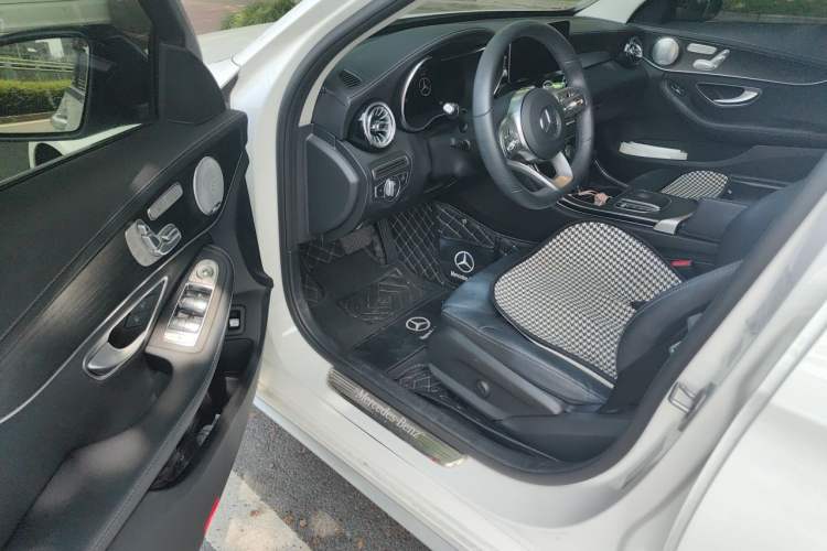 Used Mercedes-Benz C-Class 2021 C 260 L Sport Edition Star Collection Driver Seat