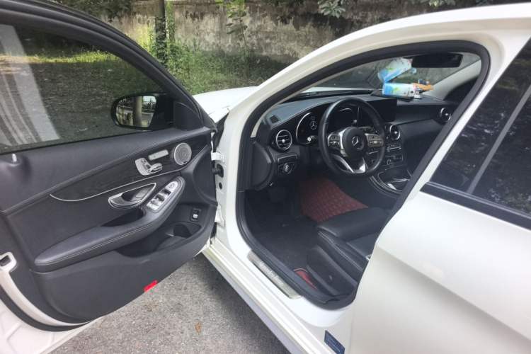 Used Mercedes-Benz C-Class 2021 C 260 L Sport Edition Star Collection Driver Seat