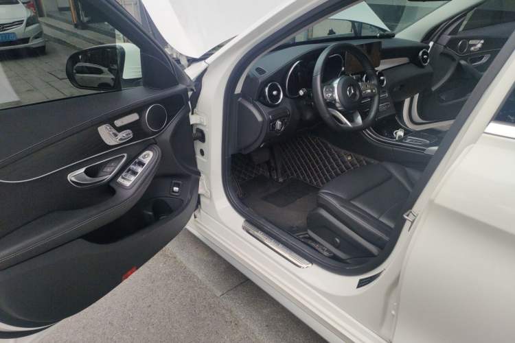 Used Mercedes-Benz C-Class 2021 C 260 L Sport Edition Driver Seat