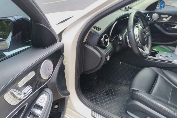 Used Mercedes-Benz C-Class 2021 C 260 L Sport Edition Star Collection Driver Seat