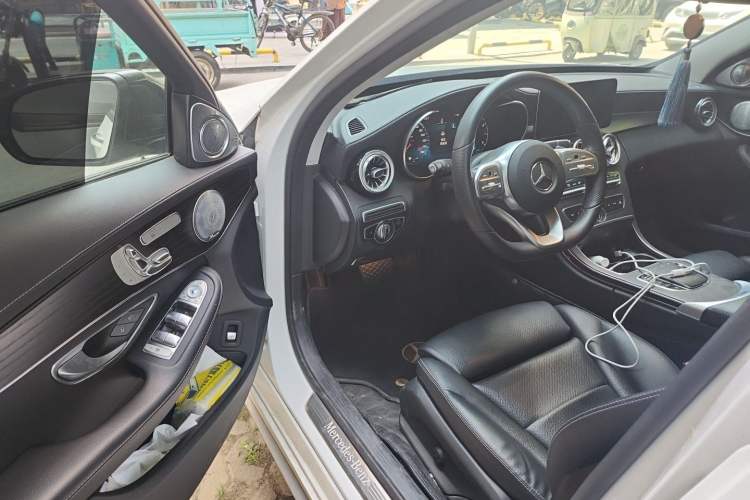 Used Mercedes-Benz C-Class 2021 C 260 L Sport Edition Star Collection Driver Seat