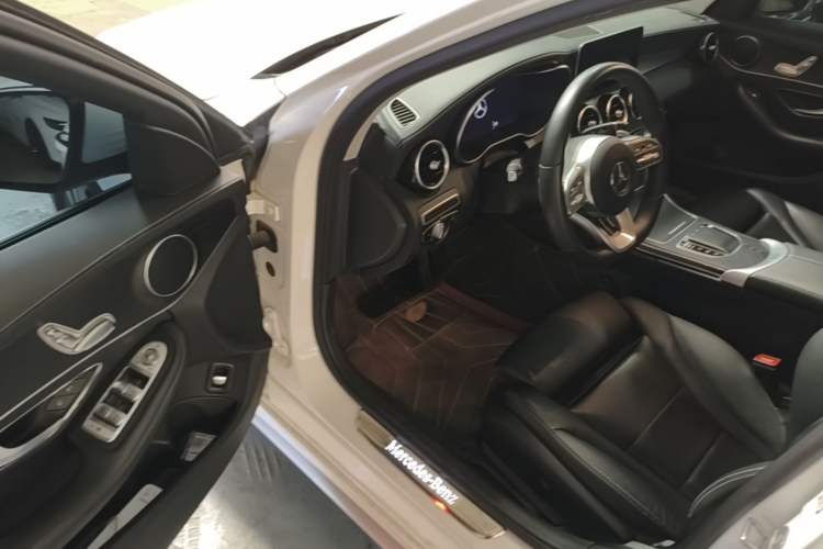 Used Mercedes-Benz C-Class 2021 C 200 L Fashion Edition Sport Version Driver Seat