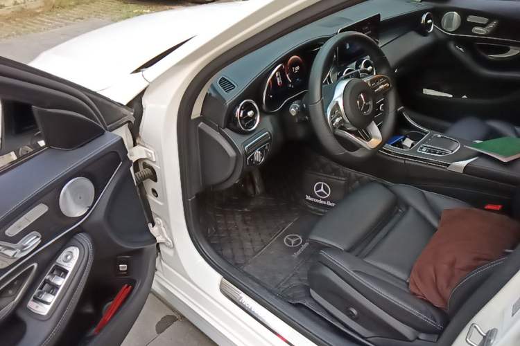 Used Mercedes-Benz C-Class 2021 C 260 L Sport Edition Star Collection Driver Seat