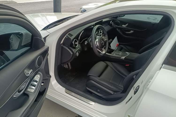 Used Mercedes-Benz C-Class 2021 C 200 L Fashion Edition Sport Version Driver Seat