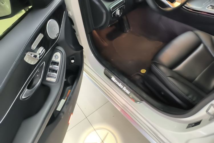 Used Mercedes-Benz C-Class 2021 C 260 L Sport Edition Star Collection Driver Seat