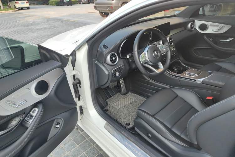 Used Mercedes-Benz C-Class 2021 C 260 Coupe Driver Seat