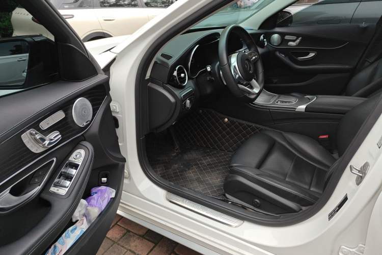 Used Mercedes-Benz C-Class 2021 C 260 L Sport Edition Star Collection Driver Seat