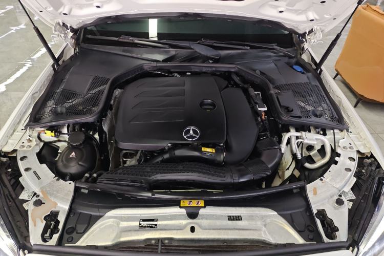 Used Mercedes-Benz C-Class 2021 C 200 L Fashion Edition Sport Version Engine Bay