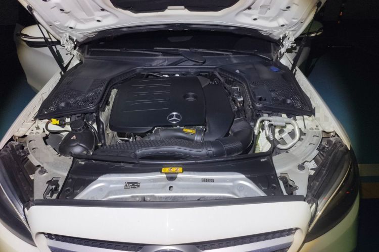 Used Mercedes-Benz C-Class 2021 C 200 L Fashion Edition Sport Version Engine Bay
