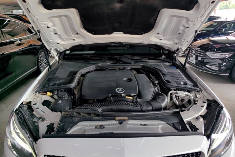 Used Mercedes-Benz C-Class 2021 C 200 L Fashion Edition Sport Version Engine Bay