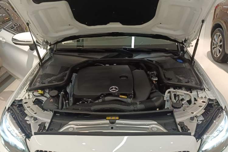 Used Mercedes-Benz C-Class 2021 C 260 Coupe Engine Bay