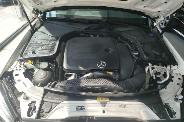 Used Mercedes-Benz C-Class 2021 C 200 L Fashion Edition Sport Version Engine Bay