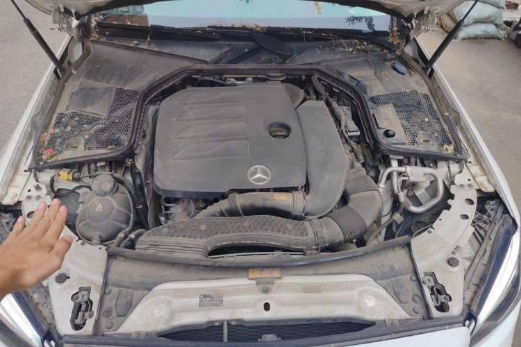 Used Mercedes-Benz C-Class 2021 C 200 L Fashion Edition Sport Version Engine Bay
