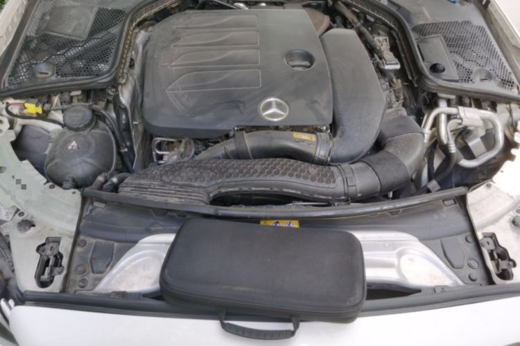 Used Mercedes-Benz C-Class 2021 C 200 L Fashion Edition Sport Version Engine Bay
