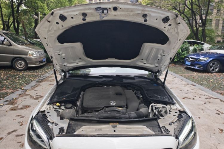 Used Mercedes-Benz C-Class 2021 C 200 L Fashion Edition Sport Version Engine Bay
