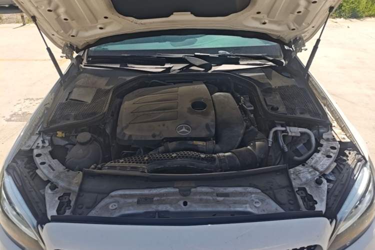Used Mercedes-Benz C-Class 2021 C 200 L Fashion Edition Sport Version Engine Bay