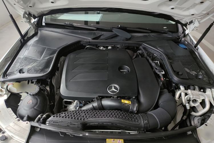 Used Mercedes-Benz C-Class 2021 C 200 L Fashion Edition Sport Version Engine Bay