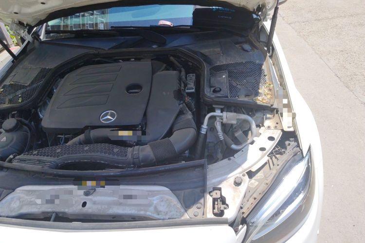Used Mercedes-Benz C-Class 2021 C 200 L Fashion Edition Sport Version Engine Bay Left
