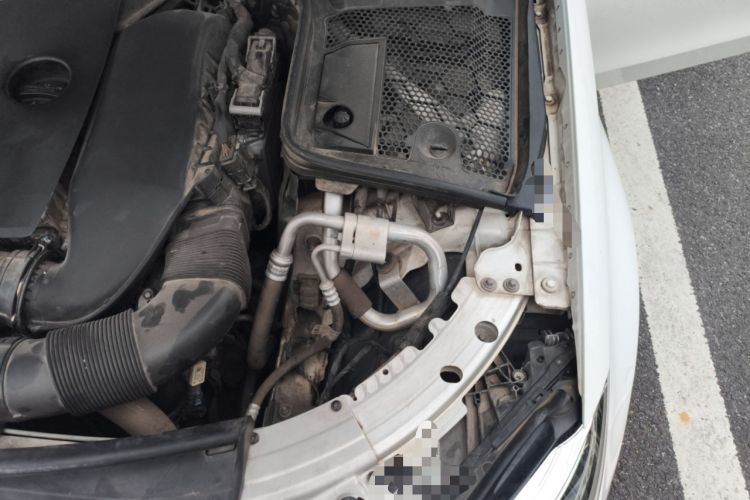 Used Mercedes-Benz C-Class 2021 C 200 L Fashion Model Engine Bay Left