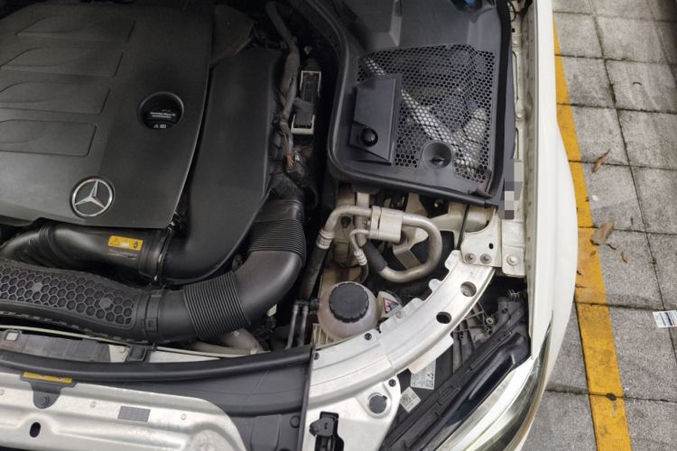 Used Mercedes-Benz C-Class 2021 C 260 L Sport Edition Engine Bay Left
