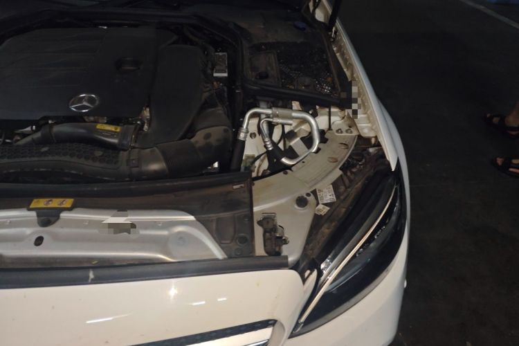 Used Mercedes-Benz C-Class 2021 C 200 L Fashion Edition Sport Version Engine Bay Left