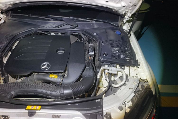 Used Mercedes-Benz C-Class 2021 C 200 L Fashion Edition Sport Version Engine Bay Left