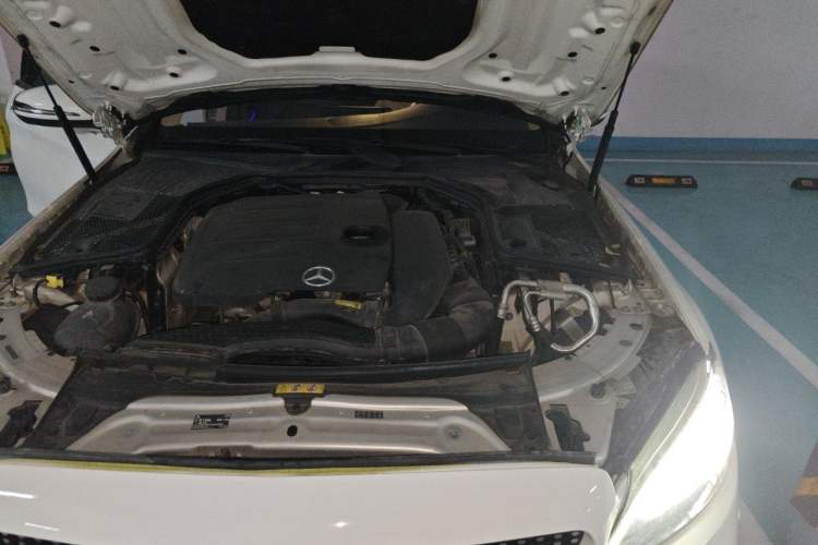 Used Mercedes-Benz C-Class 2021 C 200 L Fashion Edition Sport Version Engine Bay Left