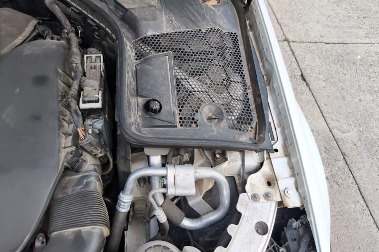 Used Mercedes-Benz C-Class 2021 C 260 L Sport Edition Engine Bay Left