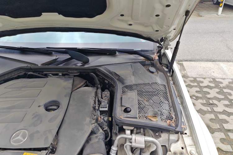 Used Mercedes-Benz C-Class 2021 C 260 Star Edition Engine Bay Left