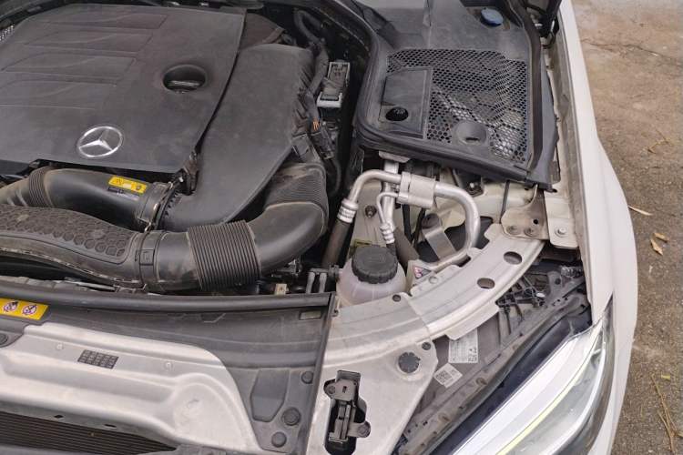 Used Mercedes-Benz C-Class 2021 C 260 L Sport Edition Engine Bay Left