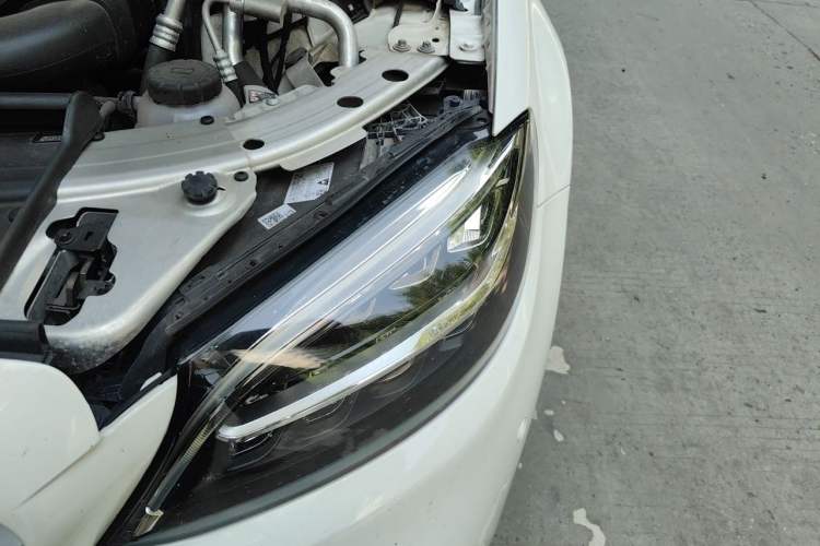 Used Mercedes-Benz C-Class 2021 C 260 Coupe Engine Bay Left