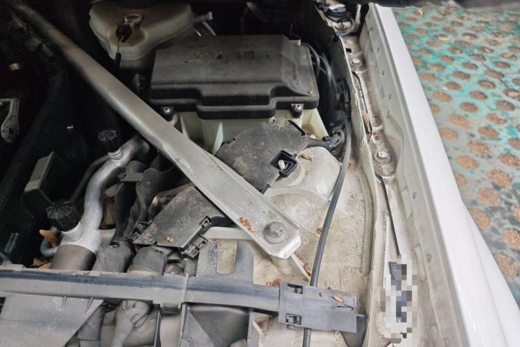 Used Mercedes-Benz C-Class 2021 C 260 Star Edition Engine Bay Left