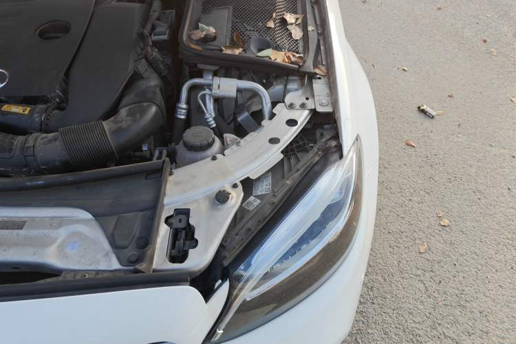 Used Mercedes-Benz C-Class 2021 C 260 L Sport Edition Engine Bay Left