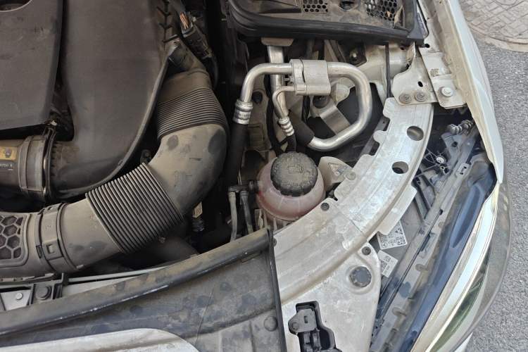 Used Mercedes-Benz C-Class 2021 C 260 Star Edition Engine Bay Left
