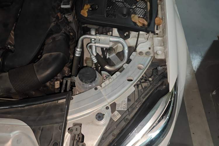 Used Mercedes-Benz C-Class 2021 C 260 L Sport Edition Star Collection Engine Bay Left