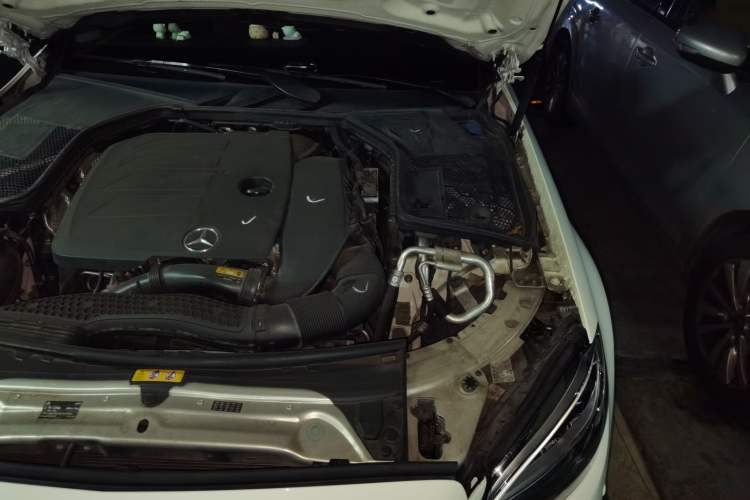 Used Mercedes-Benz C-Class 2021 C 200 L Fashion Edition Sport Version Engine Bay Left