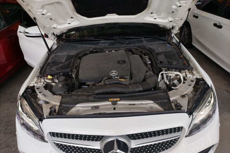 Used Mercedes-Benz C-Class 2021 C 200 L Fashion Edition Sport Version Engine Bay