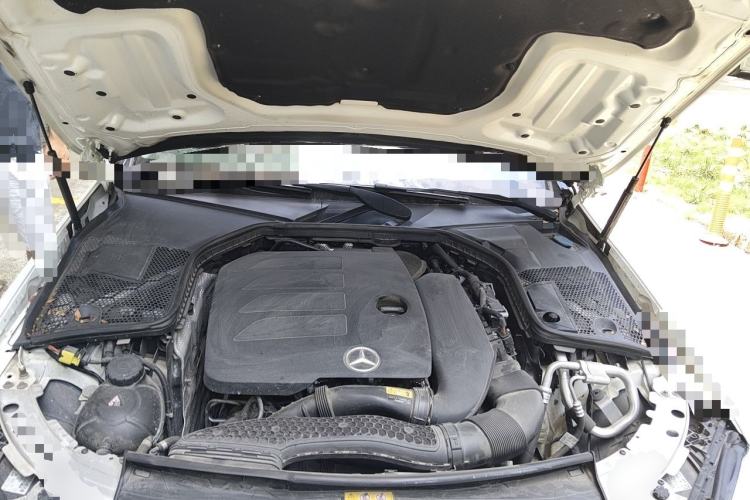 Used Mercedes-Benz C-Class 2021 C 200 L Fashion Edition Sport Version Engine Bay
