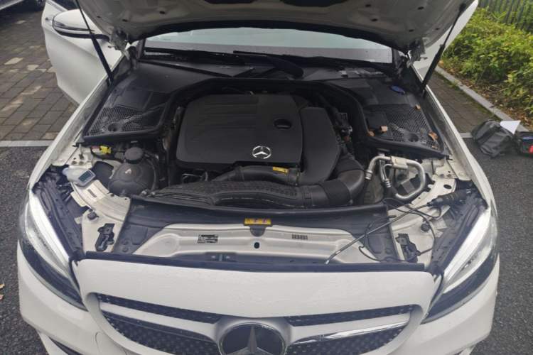 Used Mercedes-Benz C-Class 2021 C 200 L Fashion Edition Sport Version Engine Bay