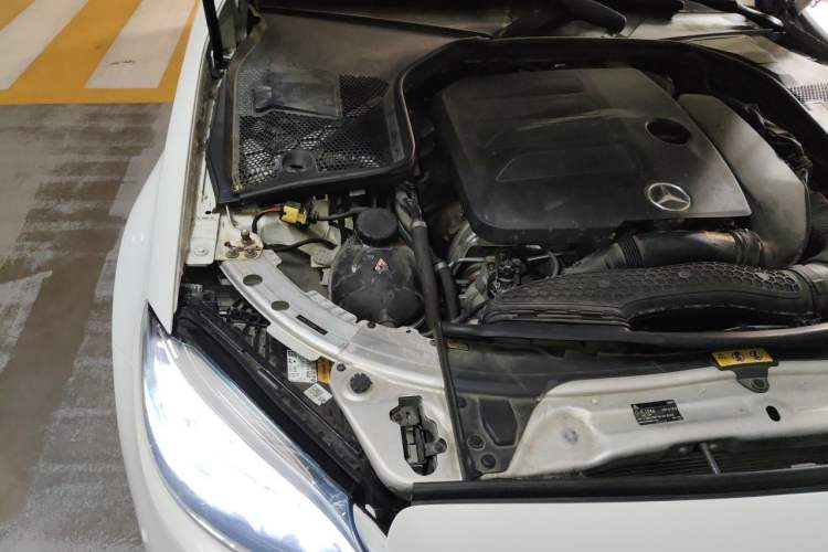 Used Mercedes-Benz C-Class 2021 C 260 L Sport Edition Engine Bay Right
