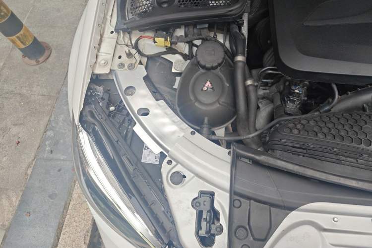 Used Mercedes-Benz C-Class 2021 C 260 Star Edition Engine Bay Right