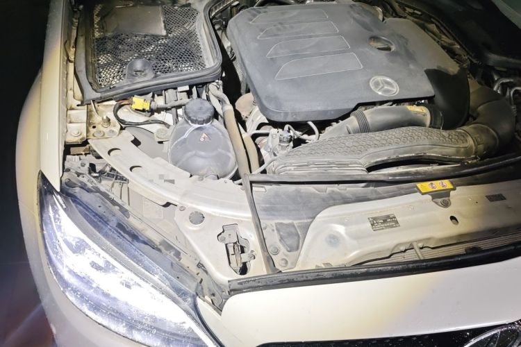 Used Mercedes-Benz C-Class 2021 C 260 L Sport Edition Star Collection Engine Bay Right